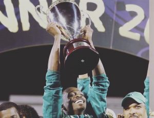 تشربنا حبه منذ الطفولة".. معتز هوساوي يودع الأهلي بكلمات مؤثرة