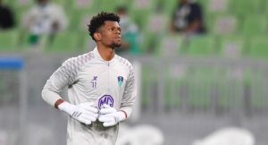 الربيعي": أتمنى التوفيق لـ "العويس".. وأطلب من جماهير الأهلي الدعاء لي