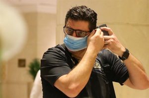 قانوني يوضح آخر تطورات قضية النصر ومدربه السابق فيتوريا