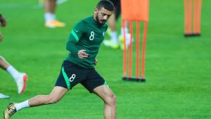 المالكي" يخضع لعملية الرباط الصليبي في قطر.. واتحاد الكرة يتكفل بالعلاج والتأهيل