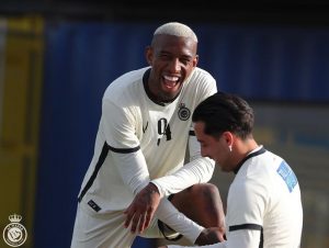 تاليسكا" يكشف سبب تغيير وجهته من الهلال إلى النصر