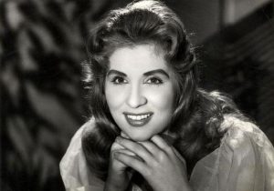 بينهم ابن ملك سعودي.. هذه الفنانة تزوجت 9 رجال وممثل شهير طلقها بعد 24 ساعة