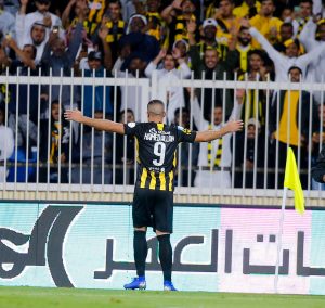 تطورات جديدة في قضية حمدالله مع النصر بعد تغريدة مسلي آل معمر