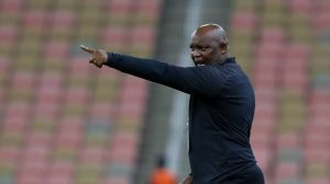 موسيماني يترقب عودة ثنائي الأهلي خلال التوقف الدولي