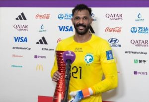 جماهير كأس العالم تقدم مفاجأة سارة لمحمد العويس بعد التألق أمام الأرجنتين