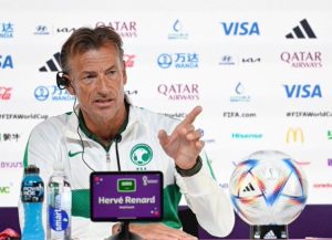 بسبب الغيابات .. هيرفي رينارد في مأزق قبل مواجهة المكسيك