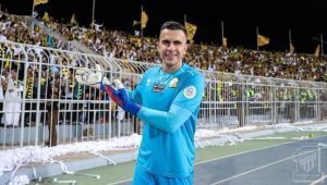 وكيل جروهي يصل إلى جدة لحسم موقف اللاعب من التجديد