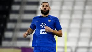 كيف استخدم ديشامب طبيب فرنسا لاستبعاد بنزيمة من المونديال؟