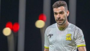 نونو سانتو ينتظر الفحوصات النهائية لنجم الفريق قبل مواجهة أبها