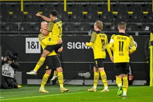 برشلونة يحدد شروطه لضم موهبة بروسيا دورتموند