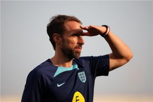 لاعب إنجلترا يغيب عن التدريبات قبل مواجهة فرنسا في كأس العالم