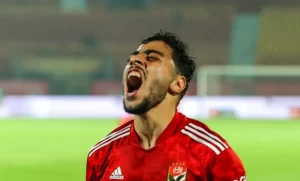 اشتباه بإصابة أكرم توفيق بقطع في الرباط الصليبي