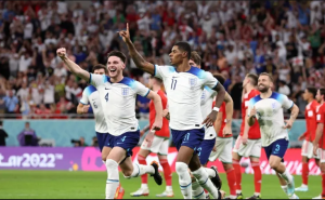 راشفورد رغم خروجه من كأس العالم على يد فرنسا .. يدعم نجم المنتخب الفرنسي!