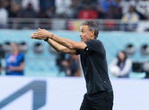 تقارير إسبانية تكشف بديل إنريكي بعد كأس العالم