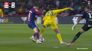 هدف رافينها الملغي أمام لاس بالماس