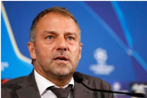 فاجأ فليك موناكو وقرر إبعاد نجم الفريق عن التشكيلة الأساسية.