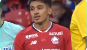 "A magical pass from Moroccan Osama Sahraoui, in the style of Iniesta, in today's French league! ⚽✨ It was a mesmerizing moment that captured hearts and left everyone in awe! 😍🇲🇦"