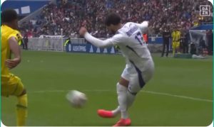 The historical showcase moment occurred when Algerian player Saïd Benrahma performed impressively in the match between Lyon and Nantes in Ligue 1.