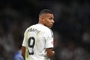 Lewandowski Extends Lead in Pichichi Race as Real Madrid’s Stars Struggle to Keep Up