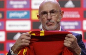 Spain coach advises this player to join Barcelona and reject Real Madrid