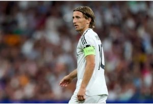 Real Madrid midfielder at risk of suspension heading into Borussia Dortmund clash