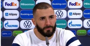 He’s the perfect player we are supposed to sign, if we fail to sign him, I won’t be surprised if we end up the season trophyless”- Madrid Legend Karim Benzema urges Madrid to sign ‘unexpected’ £75M Premier League star