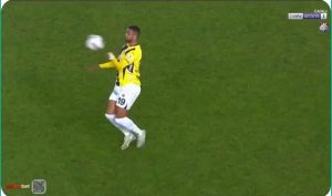 Watch a fantastic display shot from Moroccan Youssef En-Nesyri in the match between Trabzon and Fenerbahce today