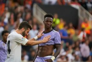 Real Madrid Star Debate Amidst Chelsea and Manchester United Interest