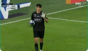 Watch Yassin Bono’s fabulous save in the style of Captain Majed in the match between Al Hilal and Al Ettifaq today