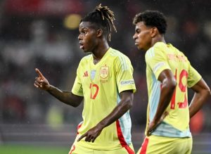 BARCELONANico Williams reveals how Lamine Yamal and Alejandro Balde tried to convince him to join Barcelona