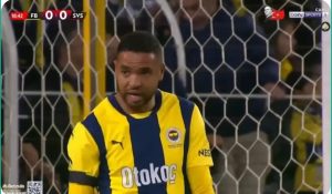 Watch: Moroccan Youssef En-Nesyri responds to coach Jose Mourinho with a crazy scene, just two days after he missed the penalty kick.