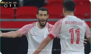 Watch a historical Hollywood scenario play out between Algerian Bounedjah and Moroccan Belhanda, causing Al Rayyan players and several fans to cry after their departure.