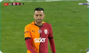 Moroccan Hakim Ziyech writes the end of his career with Galatasaray after a shocking scene that he did not recommend seeing after coming on as a substitute in less than 120 seconds.