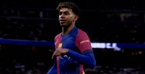 BARCELONAHANSI FLICK VIEWS BARCELONA YOUTH TALENT AS LAMINE YAMAL ‘ALTERNATIVE’x3