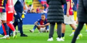 Raphinha digs out Barcelona teammates after first home loss – ‘We’re doing lots of things badly’