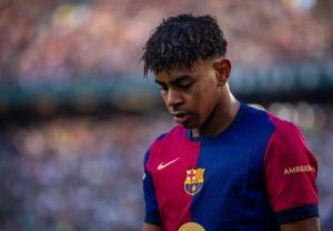 Lamine Yamal ex,plodes with anger at Barcelona star and asks Flick to exclude him from the team’s lineup