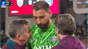Watch the severe injury suffered by Paris Saint-Germain goalkeeper Donnarumma against Monaco in the French League