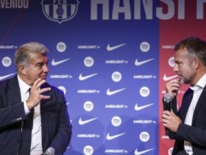 Joan Laporta plans to bring back the former Barcelona player in January, and believes his return would help solve two major problems for Hansi Flick