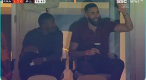 Watch the historic surprise of the fans the moment Karim Benzema appeared on the stadium screen