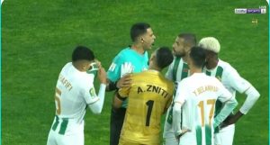 Watch the imaginary corner kick scored by the Royal Army player against Raja Casablanca in the Champions League after a world-class execution that fooled everyone on the field.
