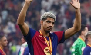 An unexpected decision… Ronald Araujo decides his future with Barcelona and makes a bold decision