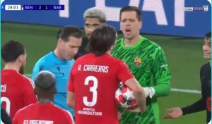 Watch the amazing goal that scored against Barcelona against Benfica because of goalkeeper Szczesny