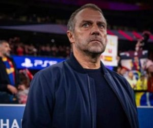 Hansi Flick sh,ocks everyone and makes a decision about a Barcelona star and one of the key pillars of the starting lineup after the historic comeback against Benfica