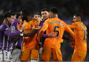 Real Madrid Faces Defensive Crisis as Antonio Rüdiger Suffers Injury