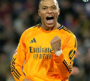 OFFICIAL: KYLIAN MBAPPÉ 🇫🇷 is crowned Player of the Month for January in La Liga! ✨🔥 A well-deserved recognition for his incredible performances