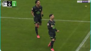 Watch the sacrificial method used by the Algerian son Ammoura in scoring this goal that shocked all the fans in the match stadium.