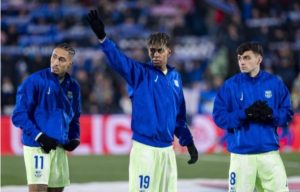 After qualifying for the semi-finals of the Copa del Rey… Barcelona’s trio, Yamal, Pedri, and Raphinha, went to Flick after the match and asked him to give the Barcelona star another chance