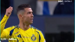 Historical snapshot: Al-Nasr fans surprised and shocked Cristiano Ronaldo with a historic scene in his first match after reaching the age of 40.