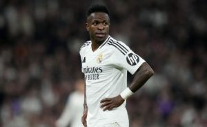 Real Madrid’s UCL Rivals Hold Informal Discussions with Vinícius Jr’s Entourage After He Rejected Contract Offer from Los Blancos: Report