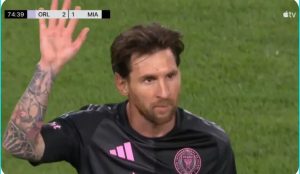 Watch the historic moment of Messi's exit, which made the fans leave the stadium immediately, as if the match time had become 75 minutes instead of 90
